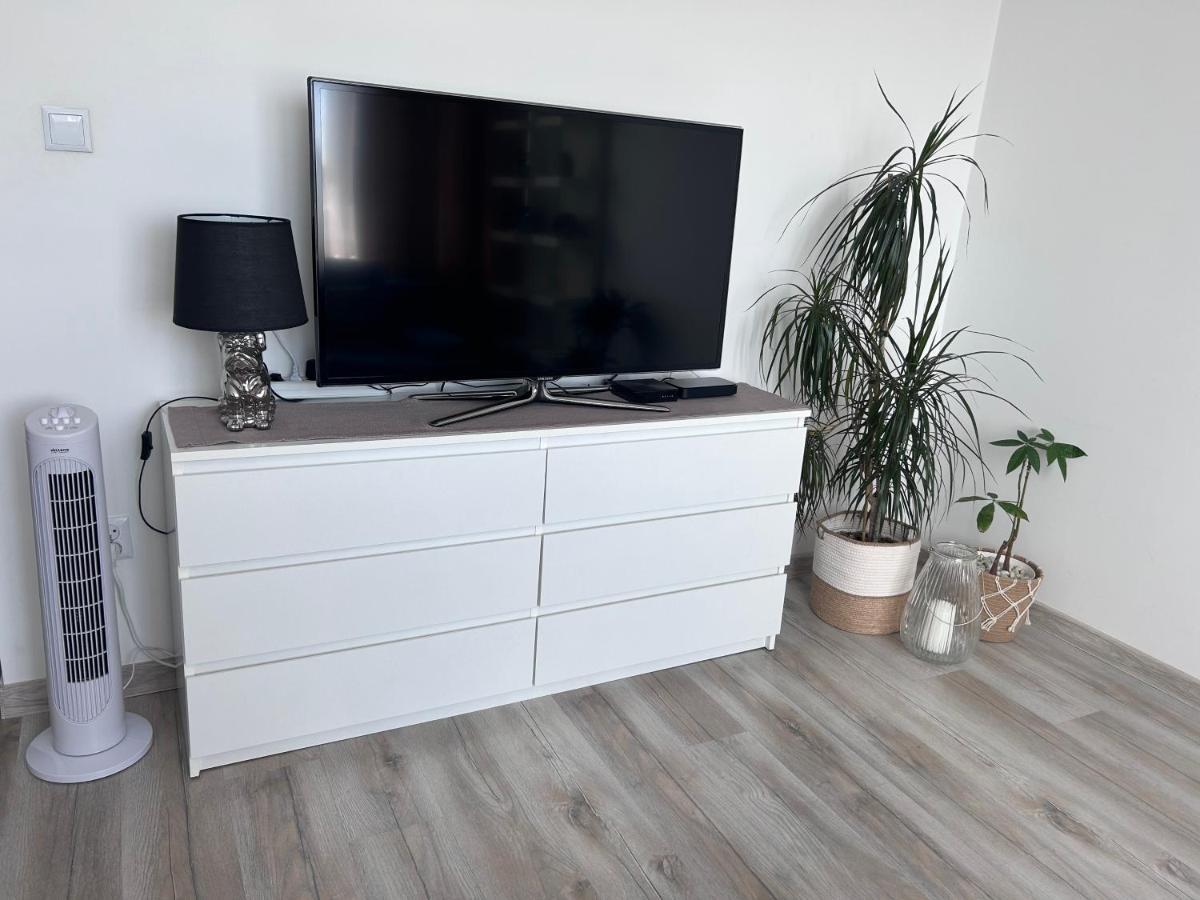 Boleslaviaapartments - Apartament Novum Poza Strefa Platnego Parkowania Boleslawiec  Bagian luar foto