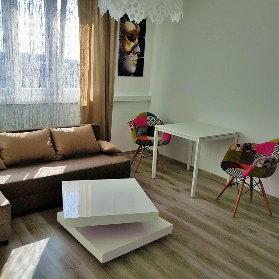 Boleslaviaapartments - Apartament Novum Poza Strefa Platnego Parkowania Boleslawiec  Bagian luar foto